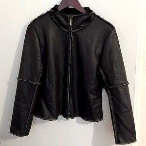 Velvet By Graham & Spencer Black Faux Suede & Sherpa Zip Up Jacket. Size Small